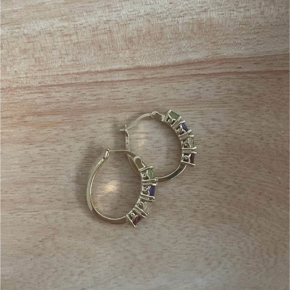 Elegant Mixed Gems Gold over Sterling Hoop Earrings [Never Worn] - Picture 4 of 4